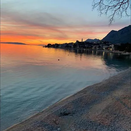Apartment Nikola Gradac (Split-Dalmatia)