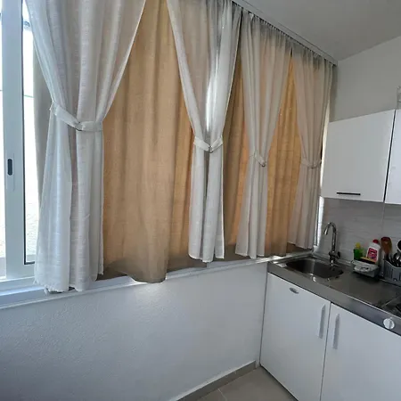 Apartment Nikola *