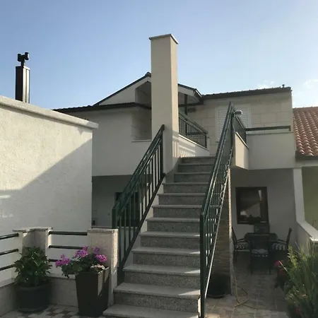 Nikola Apartment Gradac (Split-Dalmatia)